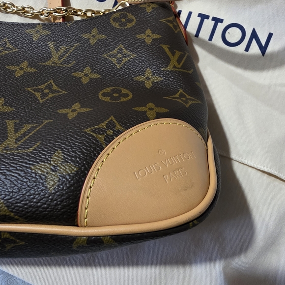 Louis Vuitton Brown Monogram Shoulder Bag - Picture 8 of 8